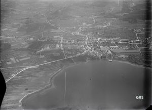 발터 미텔홀저 (1919)의 항공 사진