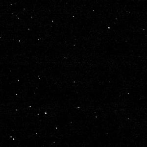 가장 근접한 접근 이후 뉴 허라이즌스가 찍은 아로코트의 모습. 배경 별들 사이에서 아로코트의 실루엣을 볼 수 있다.