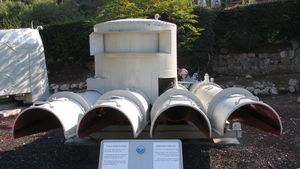 INS 에일라트의 어뢰 발사관