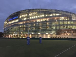 축구 국가대표팀과 럭비 국가대표팀 모두 아비바 스타디움을 홈 구장으로 사용한다.