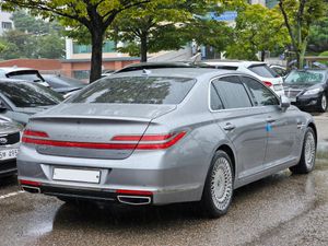 제네시스 G90 후측면