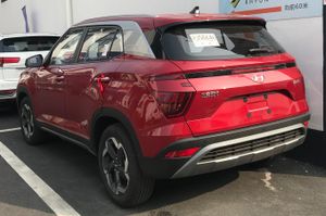 현대 ix25 후측면