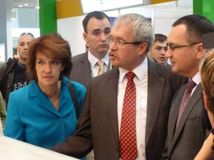 표도로프(오른쪽)와 헝가리 동료 선도르 파제카스 (가운데) - OMÉK, 2013