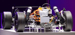 타이칸의 J1 플랫폼