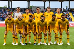 2018년 호주 대표팀의 무이(왼쪽에서 두 번째)