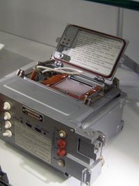 발사 승인 장치