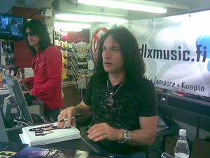 2008년의 에릭 싱어(오른쪽)와 토미 세이어.