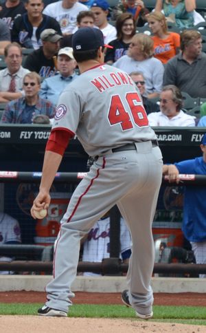 2011년 워싱턴 내셔널스에서 투구하는 밀론