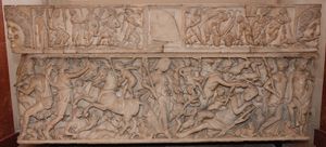 3세기 초 로마 아키텐 갈리아의 생메다르데랑에서 1806년에 발견된 "엔디미온 석관" (루브르 박물관)