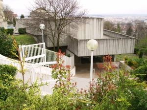 오늘날 리옹의 루그두눔 원형 경기장에 있는 갈로로마 박물관