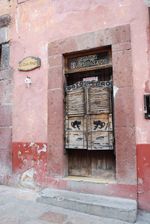 메소네스 거리의 Gato Negro 바