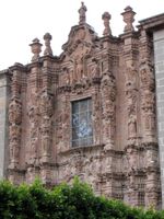 산미겔 데 아옌데의 교회