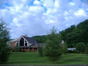 미국 테네시주 린덴에 위치한 린덴 밸리 침례교 컨퍼런스 센터