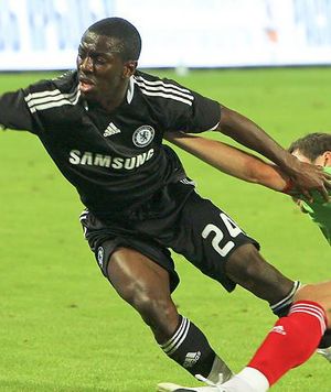 2008년 첼시에서 뛰고 있는 라이트필립스