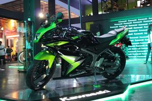 2015년 가와사키 닌자 ZX-150RR