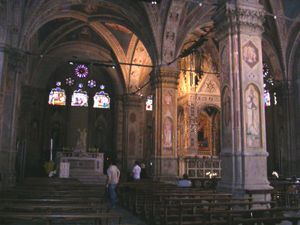 오르산 미켈레의 내부