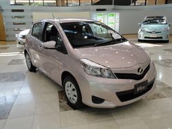 비츠 전기형 전면부