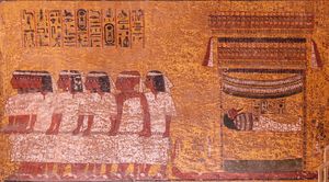 KV62의 부조로, 투탕카멘의 관을 끄는 궁정 관리들을 보여준다. 호렘헤브는 투탕카멘의 미라에 가장 가까운 사람일 가능성이 있다.