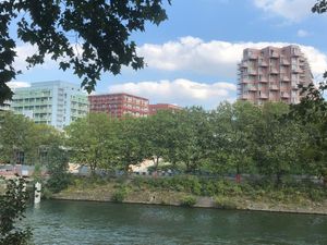 건설 중인 2024 올림픽 선수촌