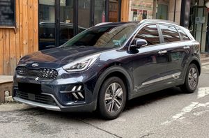 기아 더 뉴 니로 정측면