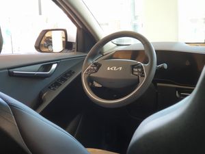 기아 디 올 뉴 니로 실내