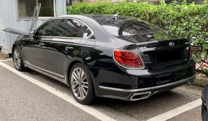 기아 더 K9 후측면