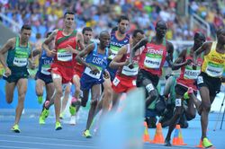 마히딘 메키시-베나바드 (프랑스)가 항소 끝에 논란 속에 메달을 획득했다.