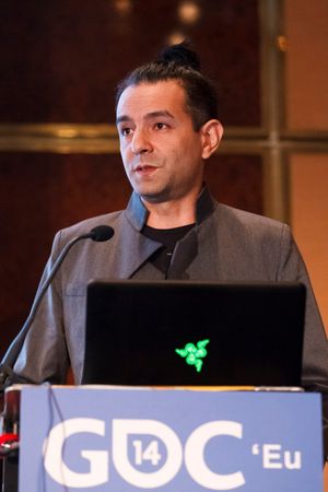 타밈 아토니에데스(Tameem Antoniades), 2014년 게임 개발자 컨퍼런스(Game Developers Conference)에서 게임의 디렉터이자 작가