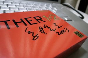 사인된 마더 1 + 2 복사본