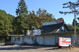 2011년의 폐쇄된 덱스터 호수 클럽