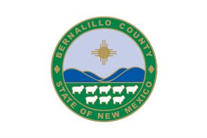 베르날릴로 카운티 위원 당선