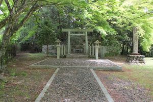 기타바타케 지카후사 묘나라현 고조시 니시요시노초 가노