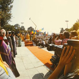 On holiday Limba Noastră (31 August 1989)