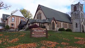 세인트 폴 성공회 교회 및 사택
