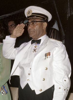 요한 페리에, 1975