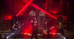 2015년 폴링 인 리버스