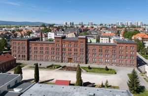 크워츠코의 기업 학교