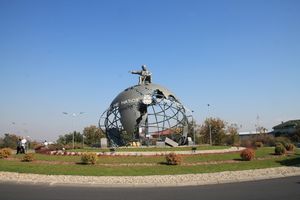 브라니슬라브 누시치의 작품 속 인물 요반차 기념비