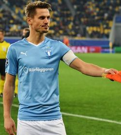 2015년 샤흐타르 도네츠크와의 챔피언스 리그 경기 전의 로센베리