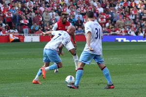 2012년 애스턴 빌라에서 활약하는 아일랜드