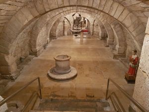 팔렌시아 대성당의 성 안토니누스 묘지