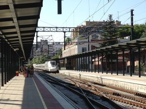 팔렌시아 기차역 플랫폼