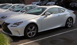 렉서스 RC 정측면