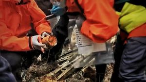 2022년 3월 23일 회수된 조종실 음성 기록 장치