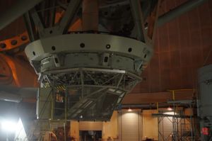 헤일 망원경 튜브의 받침대