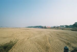 비하르주 니란자나 강이 말라버린 모습