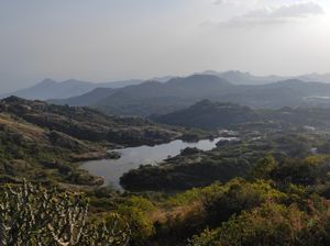 Shooting Point에서 본 마운트 아부