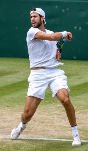 2021년 윔블던 선수권에서의 카렌 하차노프