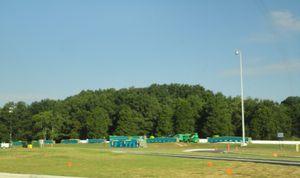 2014년에 설치를 기다리는 트랙 섹션