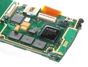 노키아 9000 커뮤니케이터에 탑재된 AMD의 엘란(Elan) SC450 SoC